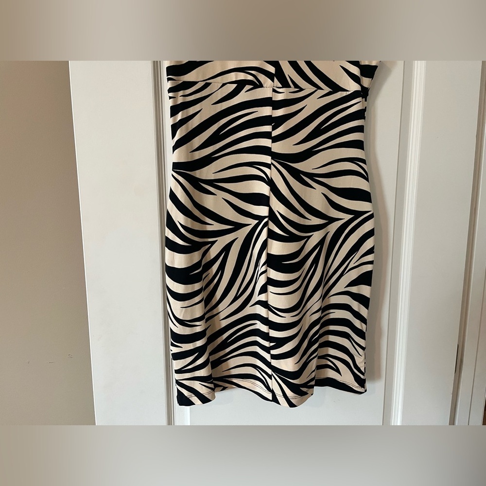 NWOT Sweet Storm Black and Cream Zebra Pattern Mini Dress Spandex Size Large - Picture 7 of 13